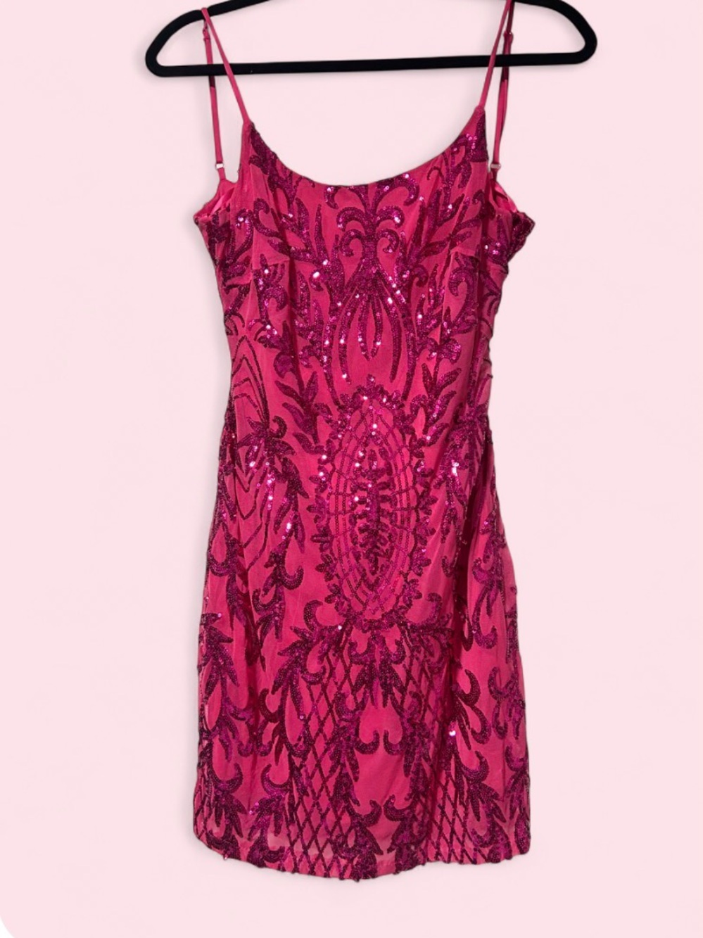 NWT Homecoming Fuchsia Sequin Bodycon Cocktail Dress - Medium